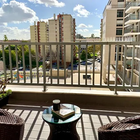 דירה Modern & Spacious With River View ליסבון