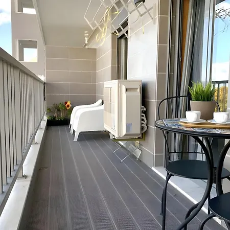 Apartment Modern & Spacious With River View Lisbon