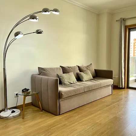 Apartment Modern & Spacious With River View