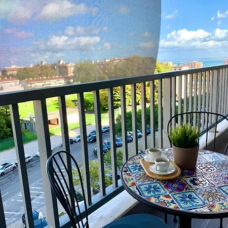 公寓 Modern & Spacious With River View *