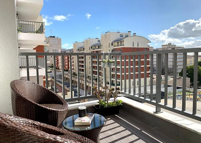 شقة Modern & Spacious With River View Lisboa